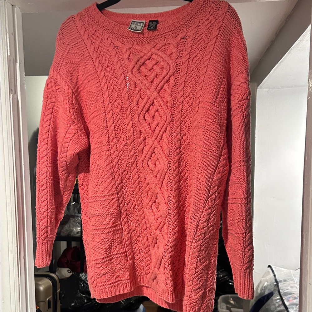 Elegant Coral‎ Cable Knit Sweater